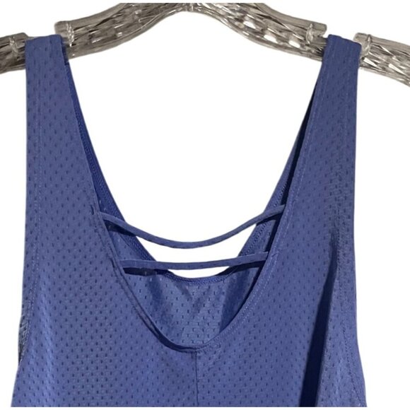 Nike Womens DriFit Breathe Running Tank Top M Lightweight Purple Mesh High Low - Picture 3 of 8